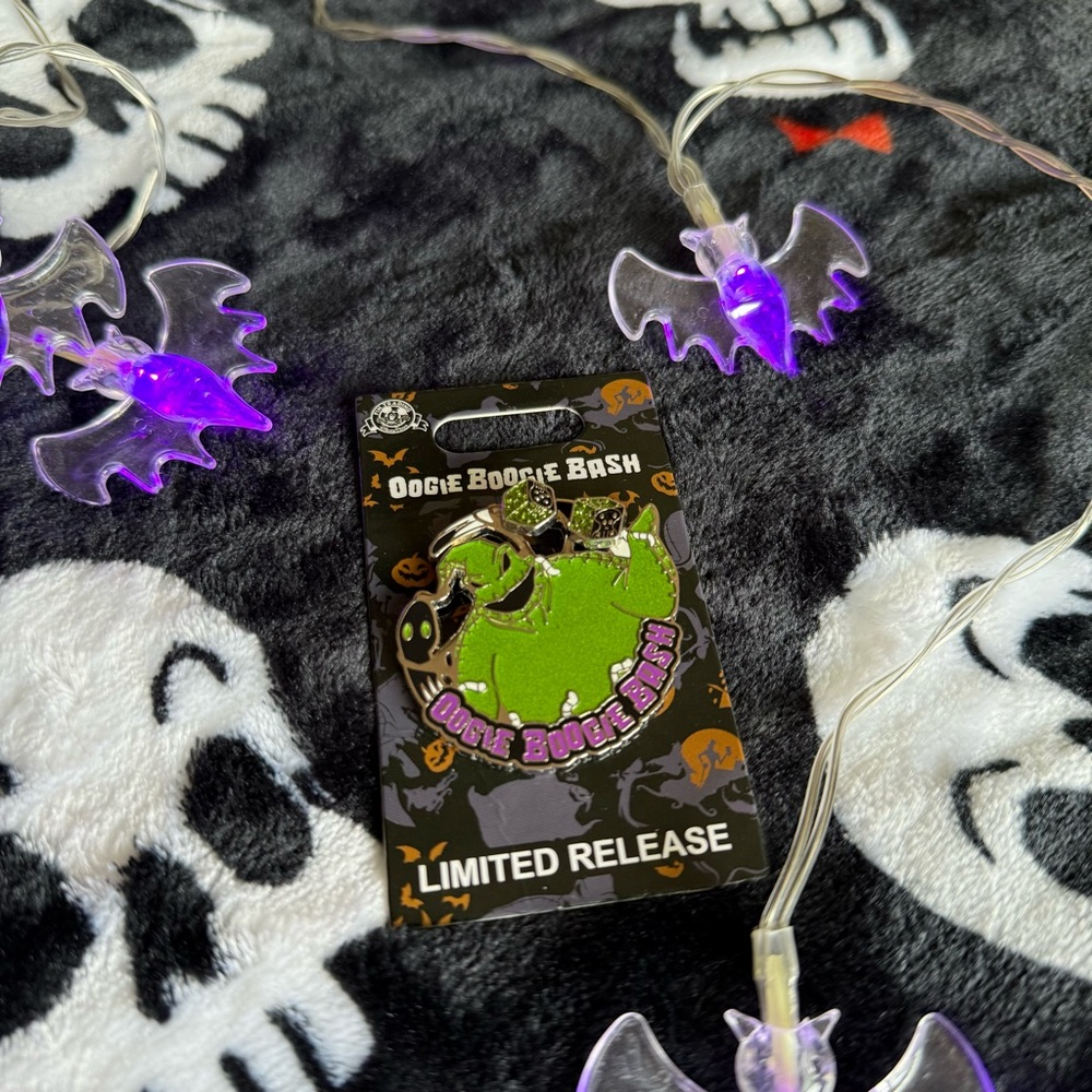 Disney Oogie Boogie Bash DCA 2021 Pin